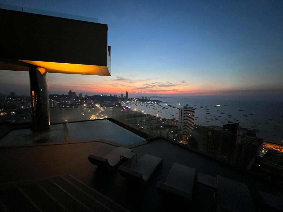 The Edge Central باتايا المظهر الخارجي الصورة