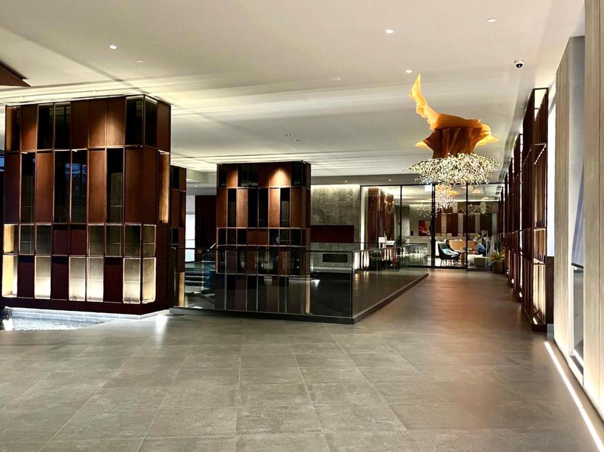 The Edge Central باتايا المظهر الخارجي الصورة
